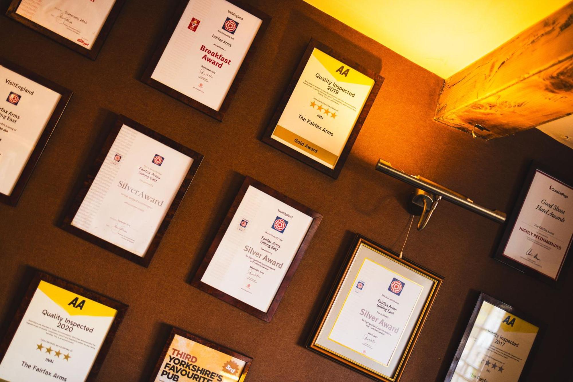 The Fairfax Arms Hotell Gilling East Eksteriør bilde